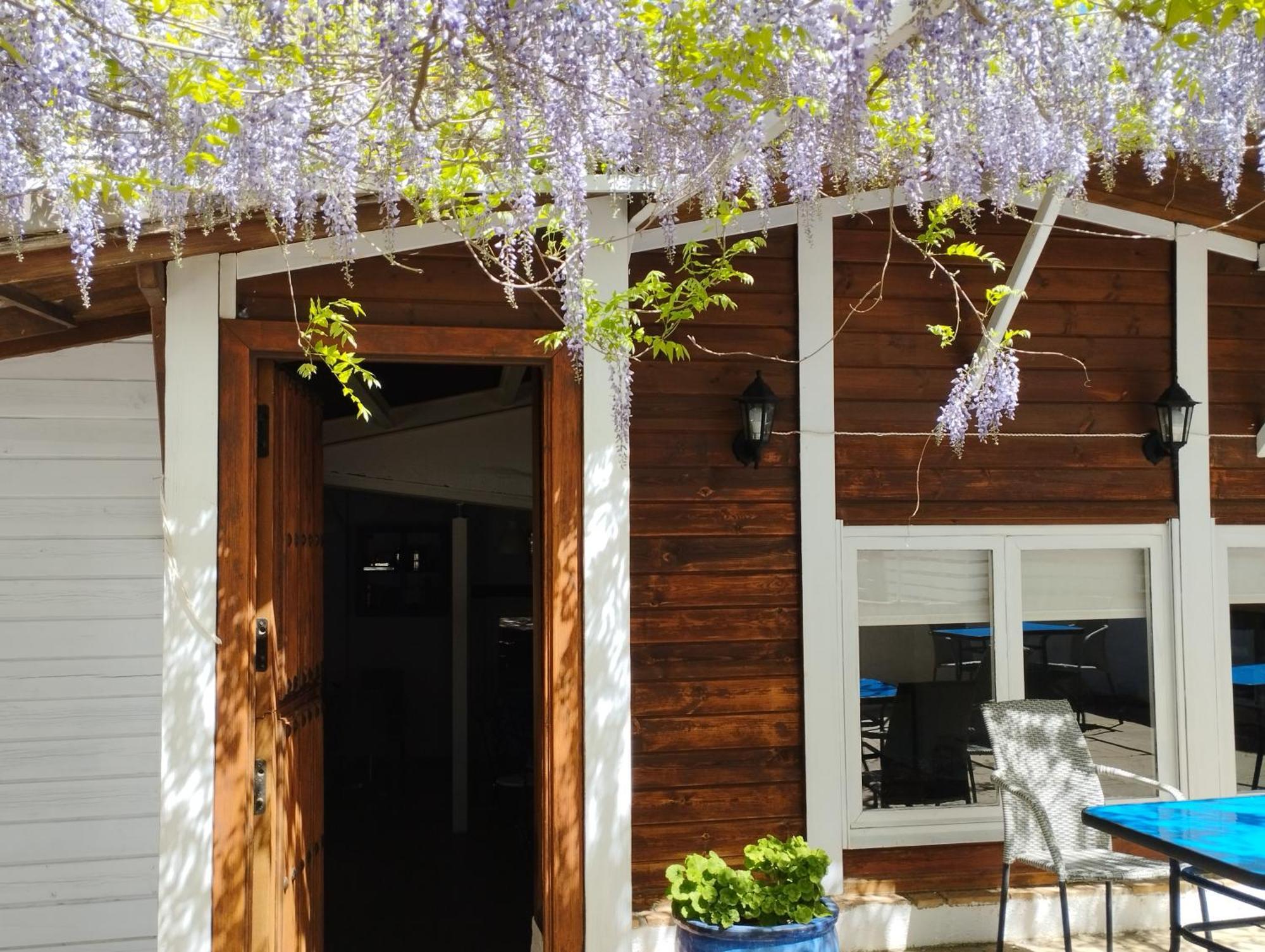 Hotel Finca Aldabra Pinos Genil Luaran gambar